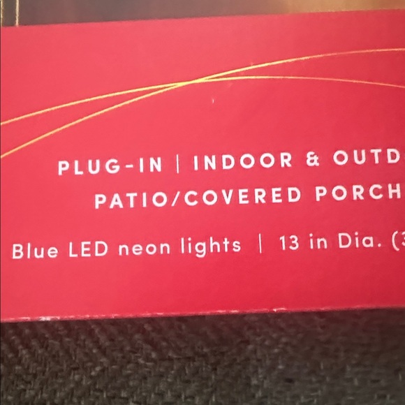 Cost Plus World Market Neon Snowflake Light in Blue - Picture 3 of 4